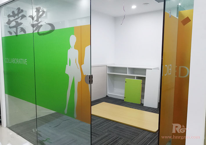 �Lɳ��˾����͸��Ĥ ĥɰ�N�����O(sh��)Ӌ(j��)���� �k���Ҳ����NĤ