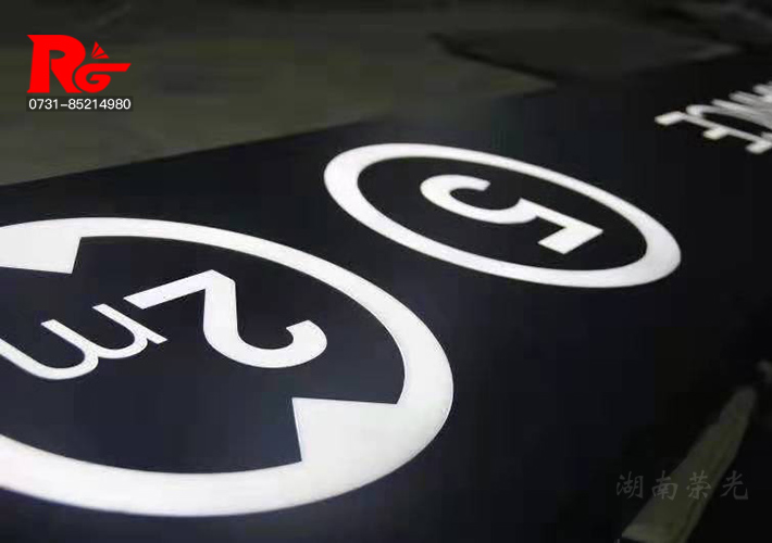 �LɳLED����