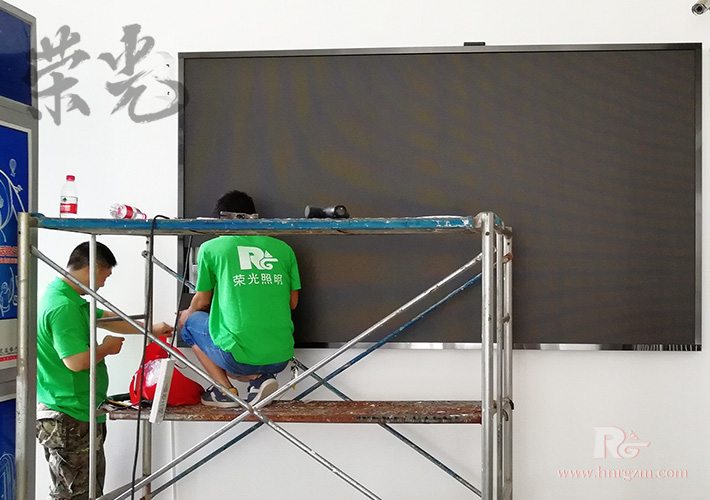 �L(zh��ng)ɳLED�@ʾ��